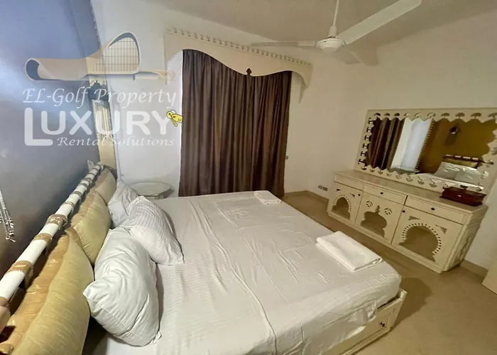 فيلة 4 Bed Rooms-north Golf-gn24