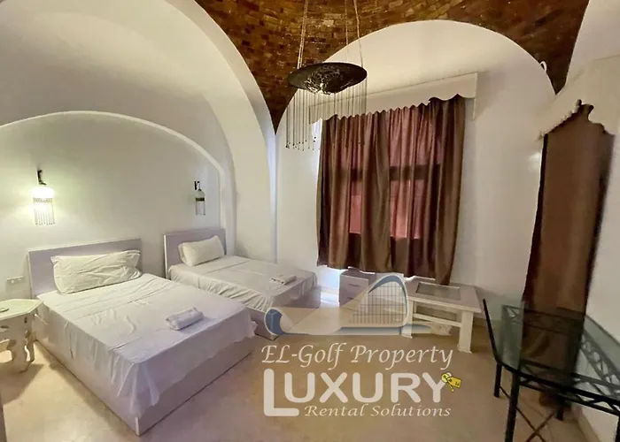 4 Bed Rooms-north Golf-gn24 *