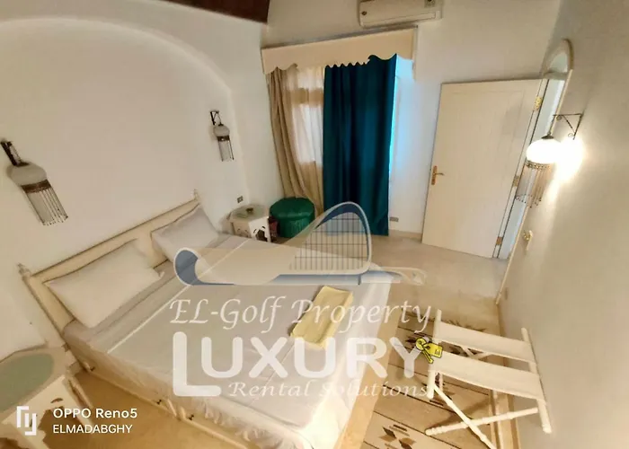 فيلة 4 Bed Rooms-north Golf-gn24 *